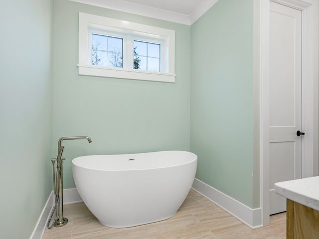 Evergreen 2 custom home in Lake Wylie — interior view, photograph 24 of 29