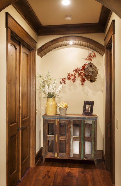 Henry Harris custom home — interior detail, photograph 33 of 45