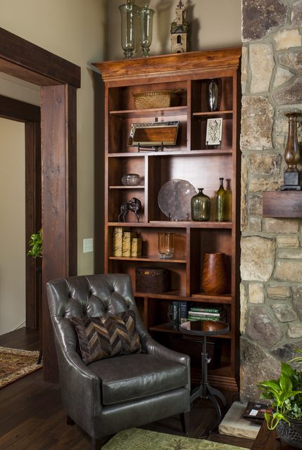 Rivergrass custom home — interior detail, photograph 4 of 22