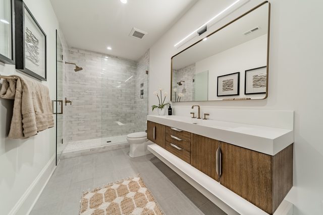 Waldon custom home in South Charlotte — interior view, photograph 105 of 166