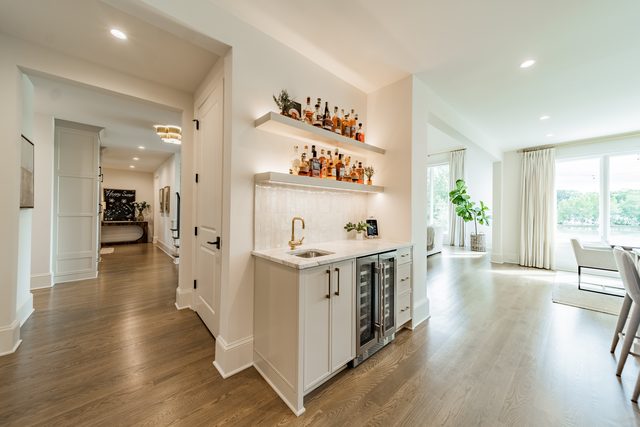 Waldon custom home in South Charlotte — interior view, photograph 106 of 166