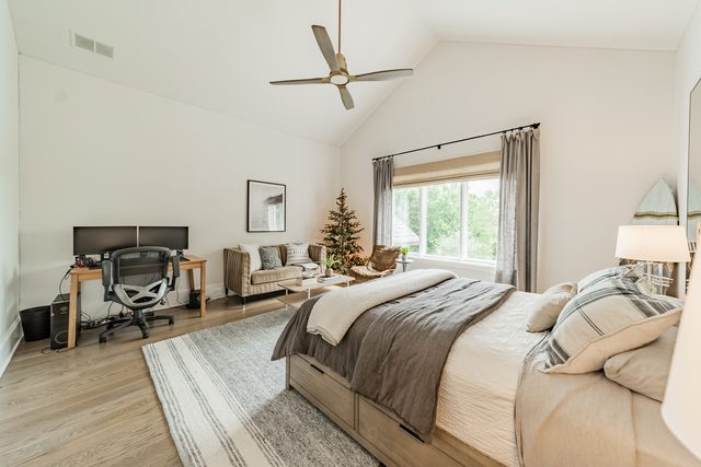 Waldon custom home in South Charlotte — interior view, photograph 95 of 166
